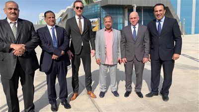 رئيس الاتحاد العالمي للملاكمة ينهي جولته في القاهرة ويشكر 