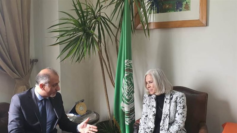 السفير مهند العكلوك