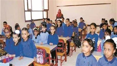 عاجل| خريطة توزيع المناهج.. موعد بداية الترم الثاني