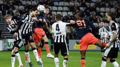 أوتريخت يتعثر أمام هيراكليس في الدوري الهولندي