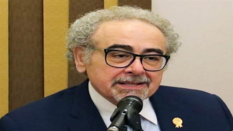 الشاعر والمفكر الدكتور