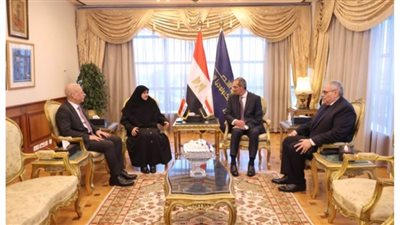 وزيرة الاتصالات العراقية وسفير العراق في مباحثات ثنائية لتعزيز التعاون مع مصر