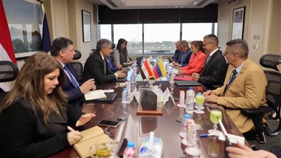 وزير السياحة والآثار يستقبل وزير ثقافة فنزويلا لتعزيز التعاون