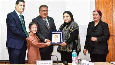 محافظ الدقهلية يشهد احتفالية عيد الشرطة ويكرم أسر الشهداء