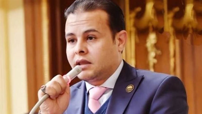 النائب مدحت الكمار