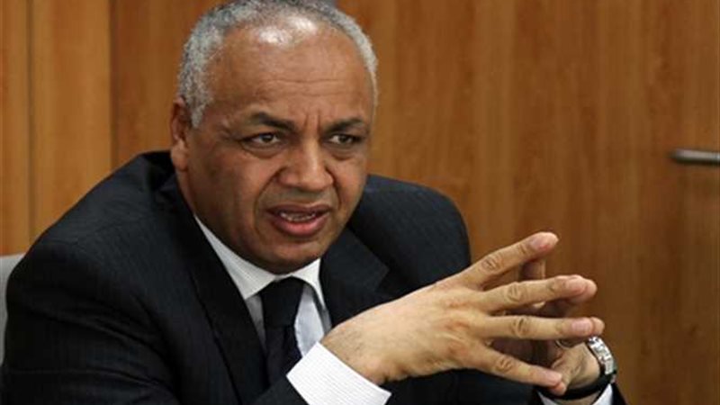 مصطفى بكرى يتقدم