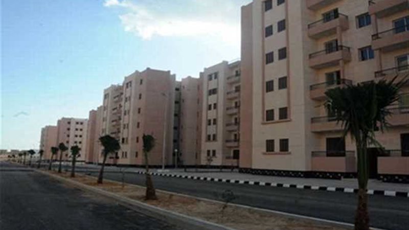 بيع 6 محال تجارية