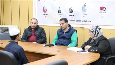 فتح باب التسجيل للبرنامج التأهيلي لحداثة المؤهل والمعادلة للطلاب الوافدين (الناطقين بغير العربية) عبر الإنترنت