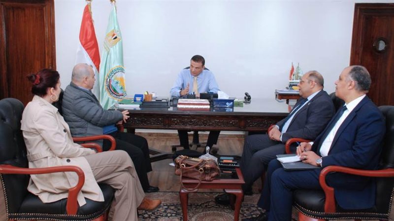 اجتماع مع وزير الزراعة