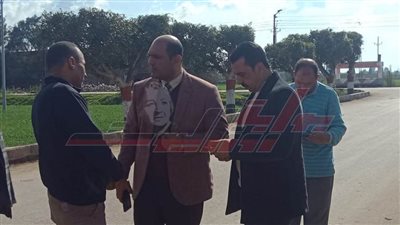 حملة مكبرة لصيانة أعمدة الإنارة وأسلاك الكهرباء بكفر الشيخ