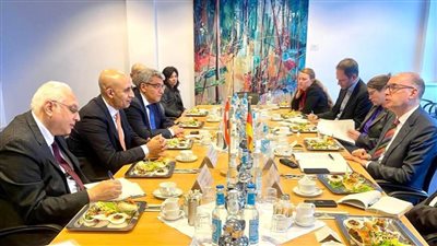 خطة لتنمية الموارد البشرية بالتعليم الفني 