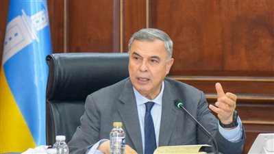 محافظ الإسكندرية يستقبل مدير البنية التحتية المستدامة بالبنك الأوروبي لإعادة الإعمار والتنمية والوفد المرافق له