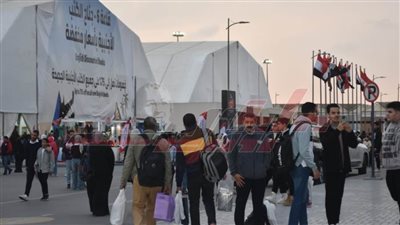 عاجل.. معرض القاهرة للكتاب يتخطى حاجز 2 مليون و250 ألف زائر خلال ستة أيام