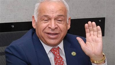 عاجل . فرج عامر يحرج مجلس إدارة الزمالك بشأن ضم 