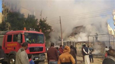 السيطرة على حريق بالقرب من كلية الدراسات الإسلامية بأسوان