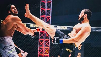 أحمد سامي بفوز ببطولة دوري المقاتلين المحترفين للفنون القتالية المختلطة بالإمارات 