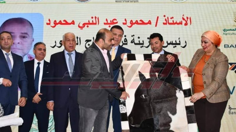 خلال التكريم