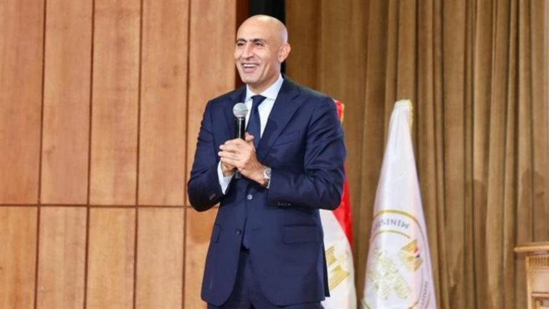 محمد عبد اللطيف وزير