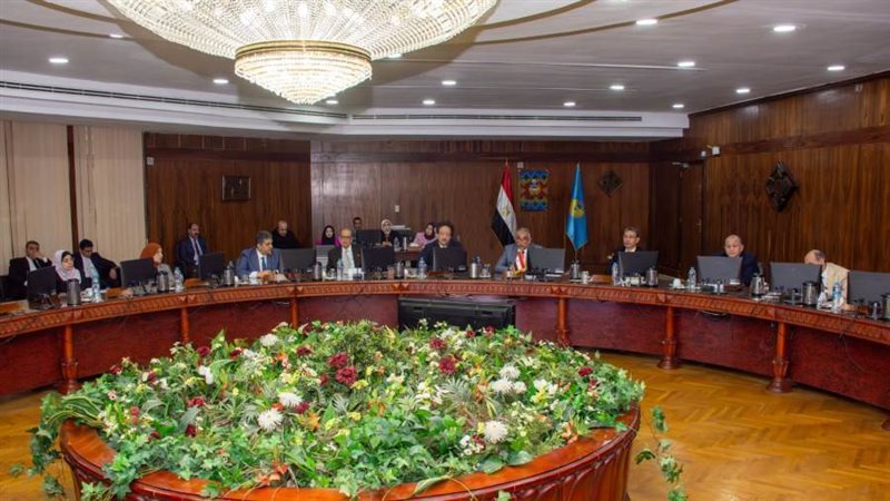 جانب من اجتماع مجلس