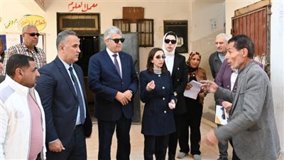 محافظ البحيرة تتابع أعمال تصحيح الامتحانات بمدارس بحوش عيسى