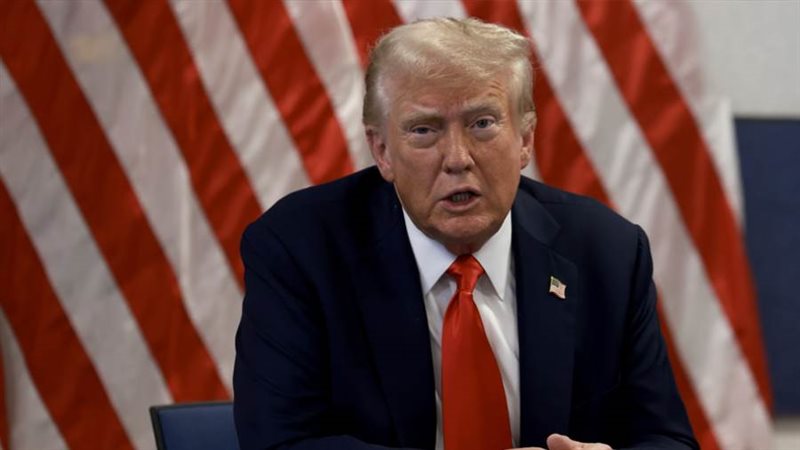 الرئيس الأمريكي دونالد