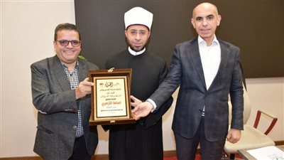 وزير الأوقاف يستقبل طلاب مدرسة القديس بولس الفرير بشبرا 