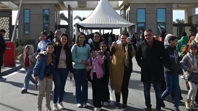 بالصور.. إقبال جماهيري كبير بمعرض القاهرة الدولي للكتاب