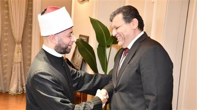 وزير الأوقاف يستقبل مساعد وزير الخارجية للعلاقات الثقافية 