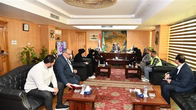 محافظ الفيوم يوجه بحزمة مساعدات لأسرة ضحية أسد حديقة الحيوان