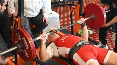 انطلاق منافسات اليوم الثالث لبطولة كأس العالم للقوة البدنية بالهرم