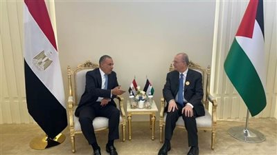 وزير الخارجية يلتقي رئيس الوزراء الفلسطيني وأمين سر 