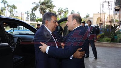 محافظ كفر الشيخ يستقبل عددًا من المحافظين لافتتاح معرض «أيادي مصر»