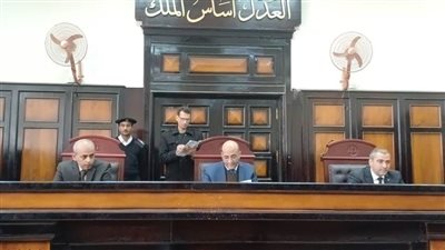 جنايات أسيوط تعاقب موظفًا بالسجن المشدد 10 سنوات لإخفائه 1113 قطعة أثرية بمنزله بقصد الاتجار