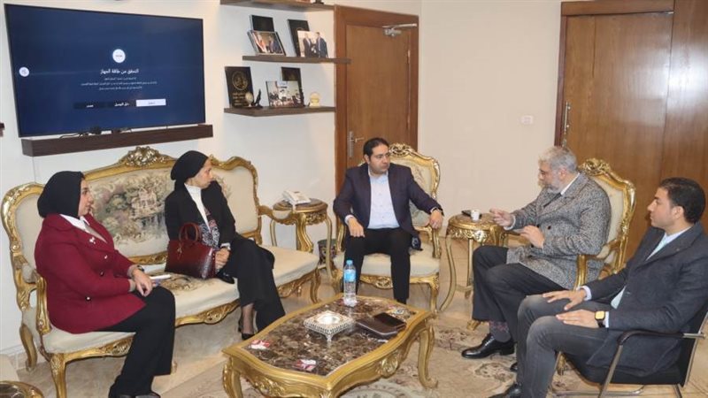 لقاء نائب محافظ بنى