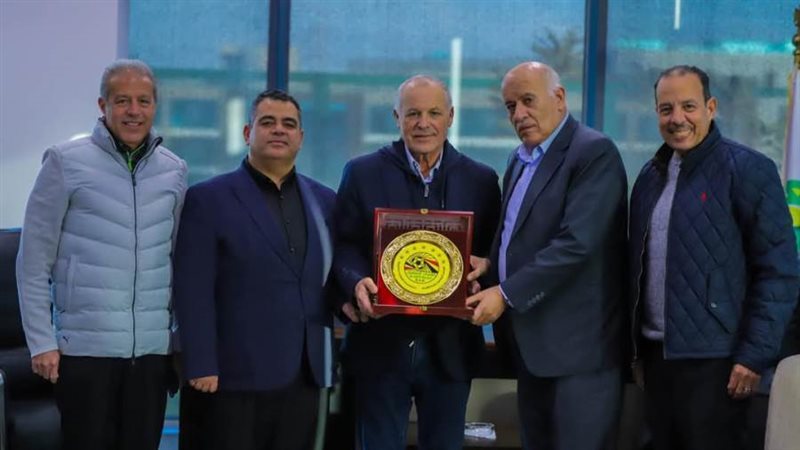 أبو ريدة والرجوب