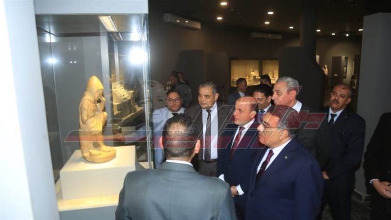 خلال الزيارة