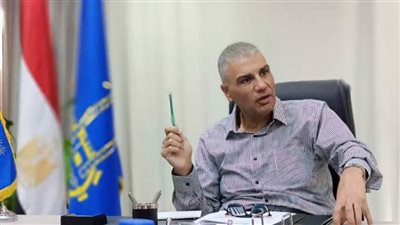 محافظ أسوان يؤكد اهتمام الأجهزة الحكومية بصحة المواطن وتوفير الرعاية الطبية بالجودة العالية