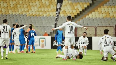 سموحة يقدم شكوى رسمية ضد حكم مباراة بيراميدز 