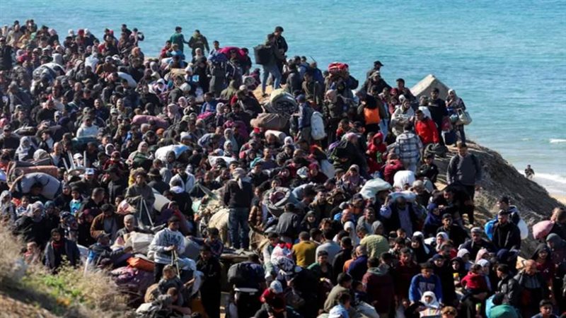 فلسطينيون نازحون