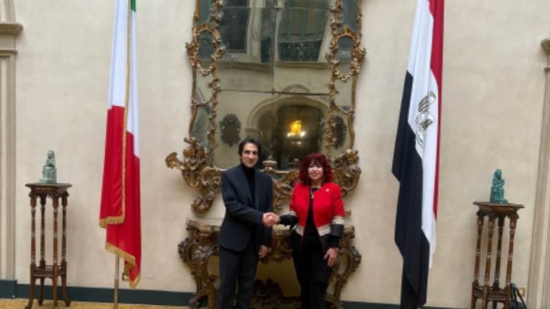 خلال اللقاء