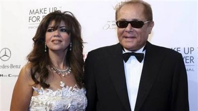 تفاصيل أزمة شائعة طلاق بوسي شلبي من الفنان محمود عبدالعزيز 