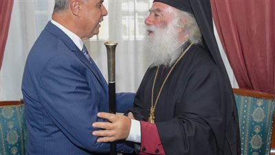 محافظ الإسكندرية يبحث مع قنصل عام اليونان  تعزيز سبل التعاون