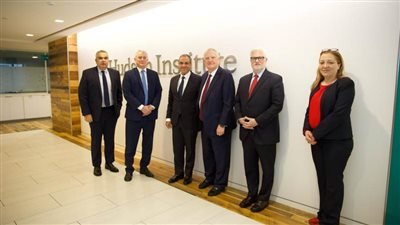 وزير الخارجية يلتقى قيادات معهد 