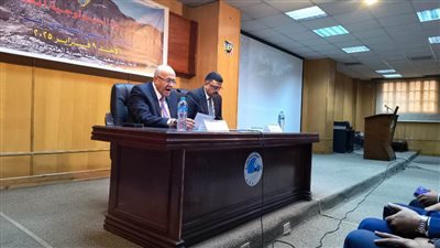   رئيس هيئة الثروة المعدنية يشيد بأداء العاملين ودورهم في النهوض بالقطاع التعديني