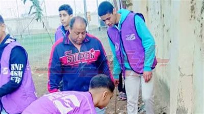 أعضاء أندية التطوع يزرعون الأشجار بكفر الشيخ