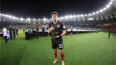 إمام عاشور يسجل هدف الأهلي الأول أمام غزل المحلة في الدوري