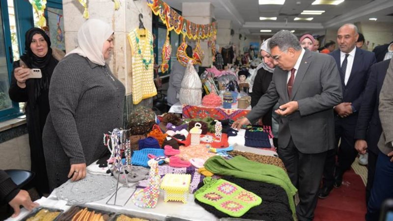 افتتاح المعرض