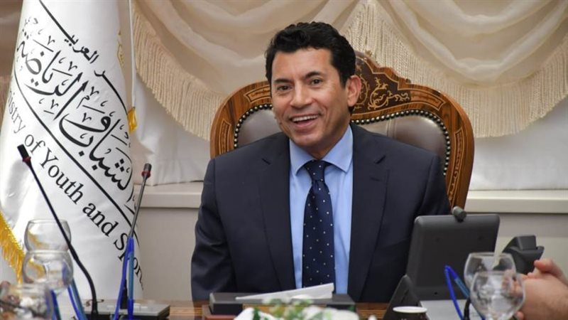 د. أشرف صبحى