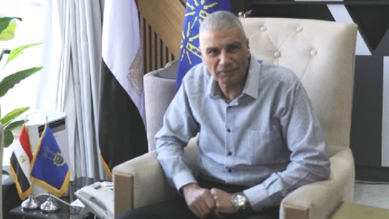 الدكتور إسماعيل كمال