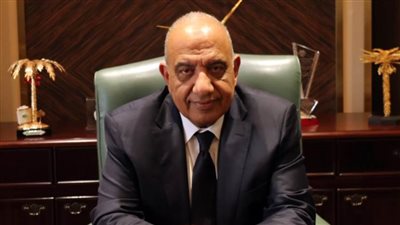 عصمت يتفقد محطة كهرباء حلوان ويتابع نمط التشغيل استعدادا للافتتاح   